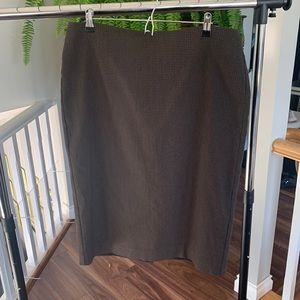 Black/charcoal/brown pencil skirt.